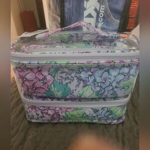 Vera Bradley NWT 4 piece cosmetic kit